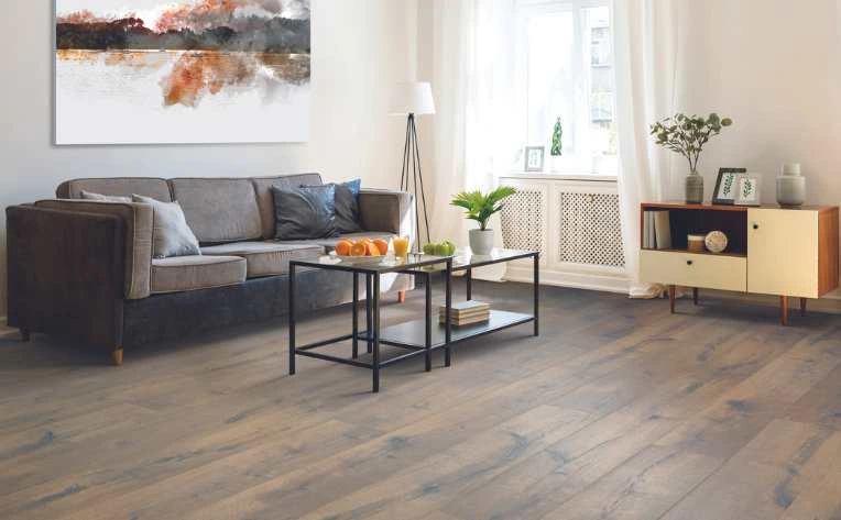 wooden flooring Dubai
